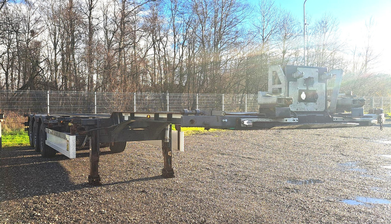 RENDERS EURO 922 - Container transporter/ Swap body semi-trailer: picture 4 RENDERS EURO 922 - Container transporter/ Swap body semi-trailer: picture 4