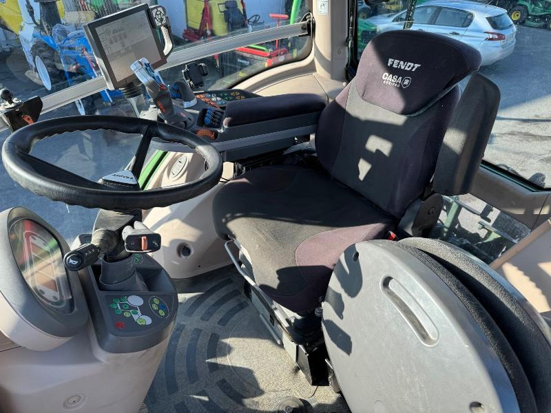 Farm tractor FENDT 826 VARIO: picture 9