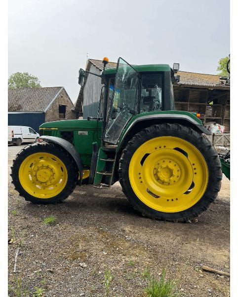 JOHN DEERE 6910 - Farm tractor: picture 1 JOHN DEERE 6910 - Farm tractor: picture 1