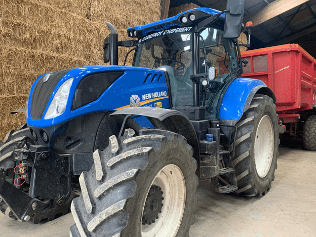 NEW-HOLLAND T7.215S - Farm tractor: picture 1 NEW-HOLLAND T7.215S - Farm tractor: picture 1