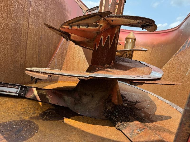 STRAUTMANN VERTIMIX 2401 - Forage mixer wagon: picture 5 STRAUTMANN VERTIMIX 2401 - Forage mixer wagon: picture 5