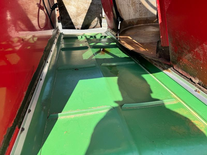 TRIOLET 2-2000 - Forage mixer wagon: picture 5 TRIOLET 2-2000 - Forage mixer wagon: picture 5