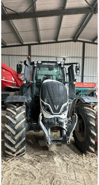 VALTRA T175 - Farm tractor: picture 2 VALTRA T175 - Farm tractor: picture 2