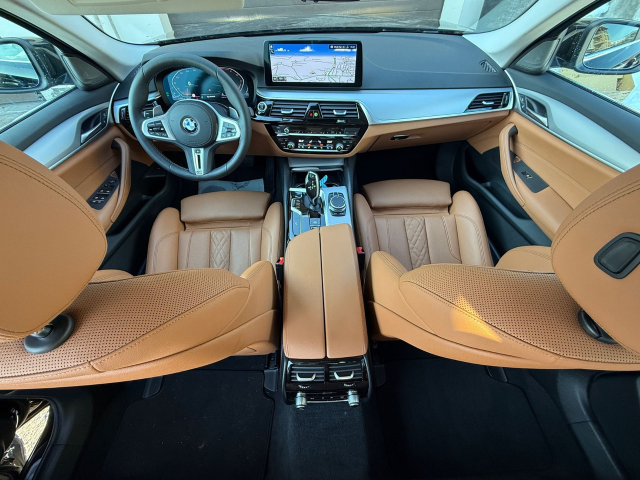 BMW 520D MILDHYBRID - Saloon car: picture 2 BMW 520D MILDHYBRID - Saloon car: picture 2