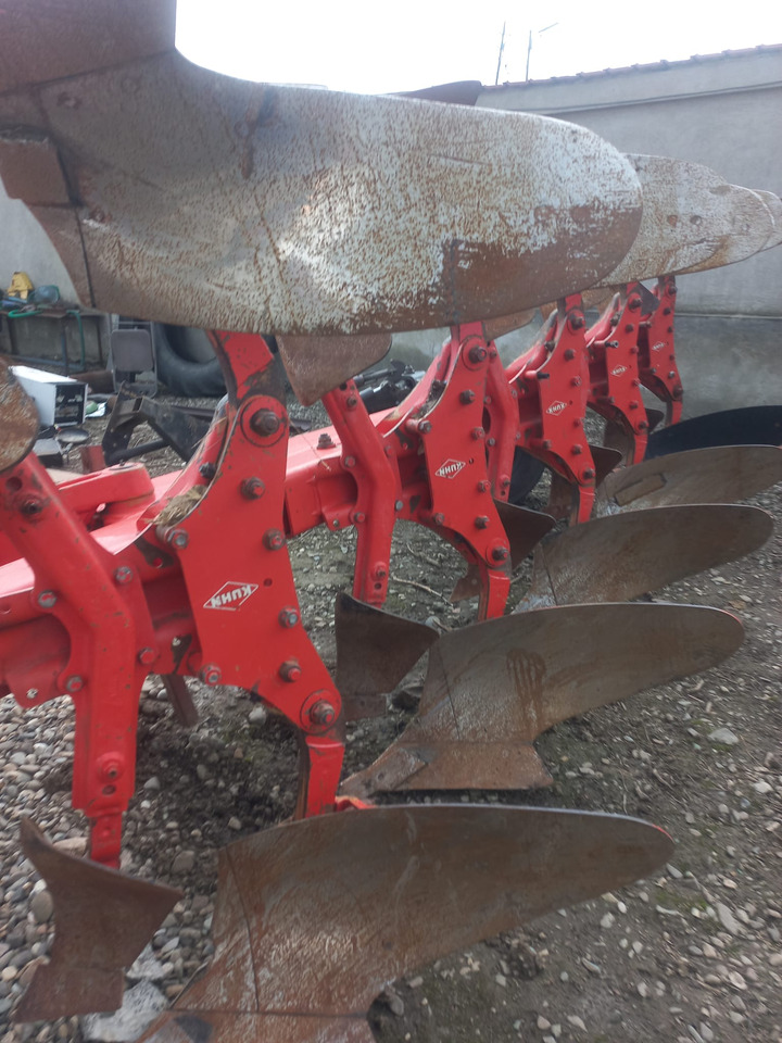 KUHN MM 151.5E.T Plow - Plough: picture 3 KUHN MM 151.5E.T Plow - Plough: picture 3