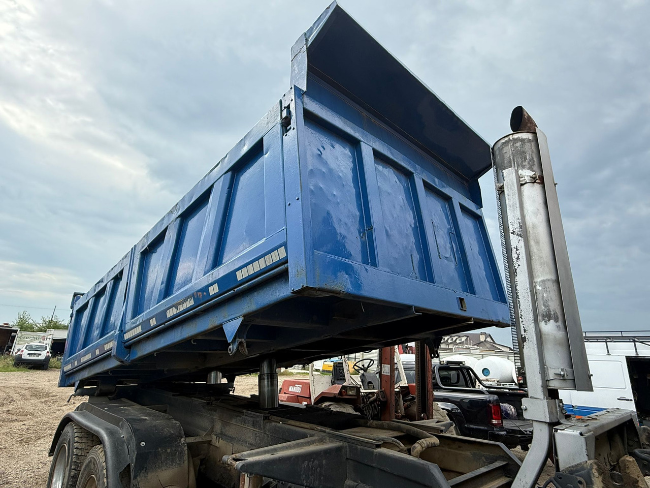 MEILLER TIPPING BUCKET - Tipper body: picture 2 MEILLER TIPPING BUCKET - Tipper body: picture 2