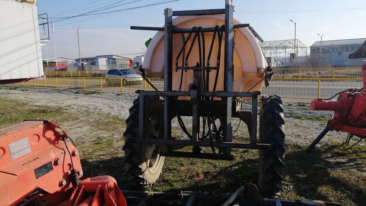 MET Wirax Sprayer 2000 - Trailed sprayer: picture 4 MET Wirax Sprayer 2000 - Trailed sprayer: picture 4