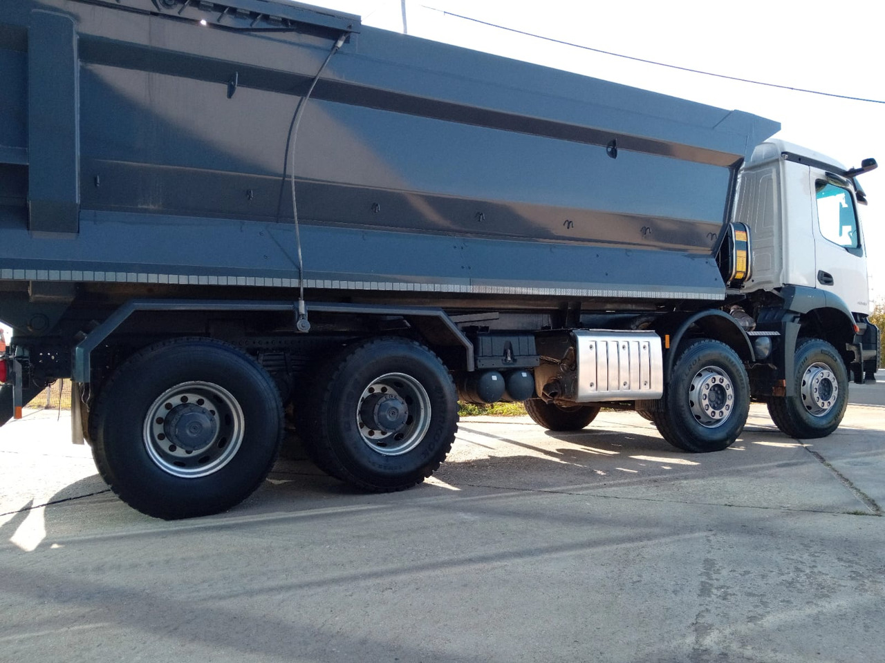 Mercedes-Benz Arocs 42.40 8×4 Basculanta/Tipper/Kipper Heavy Duty, TOP !!! - Tipper: picture 4 Mercedes-Benz Arocs 42.40 8×4 Basculanta/Tipper/Kipper Heavy Duty, TOP !!! - Tipper: picture 4