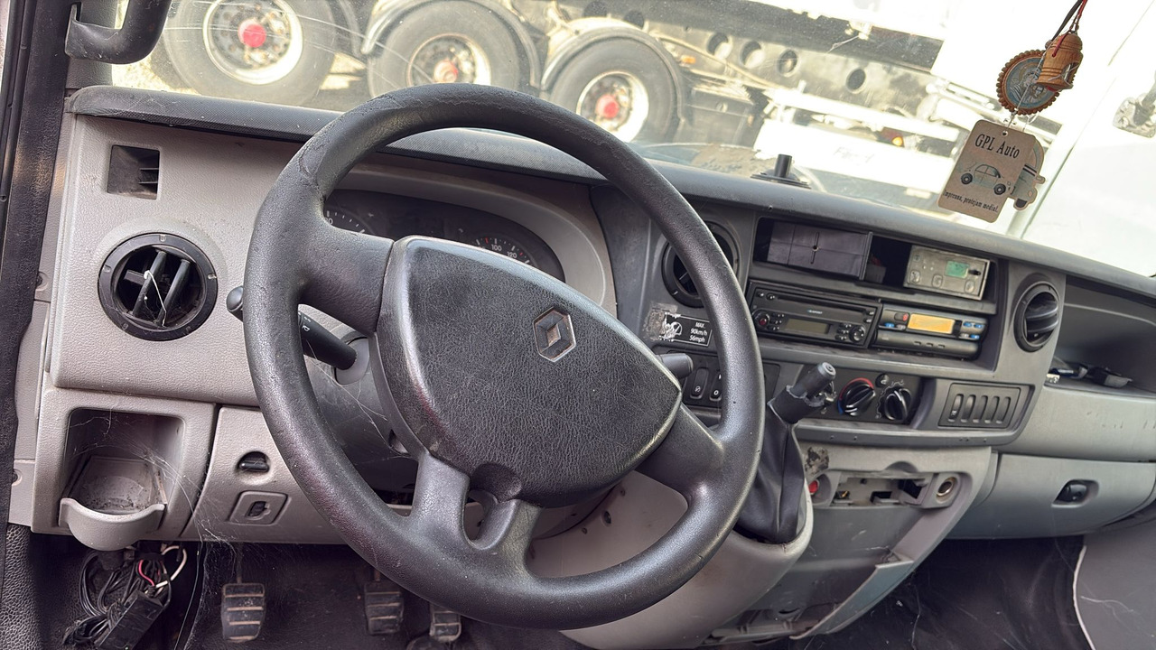 Refrigerated delivery van Renault Mascott: picture 8