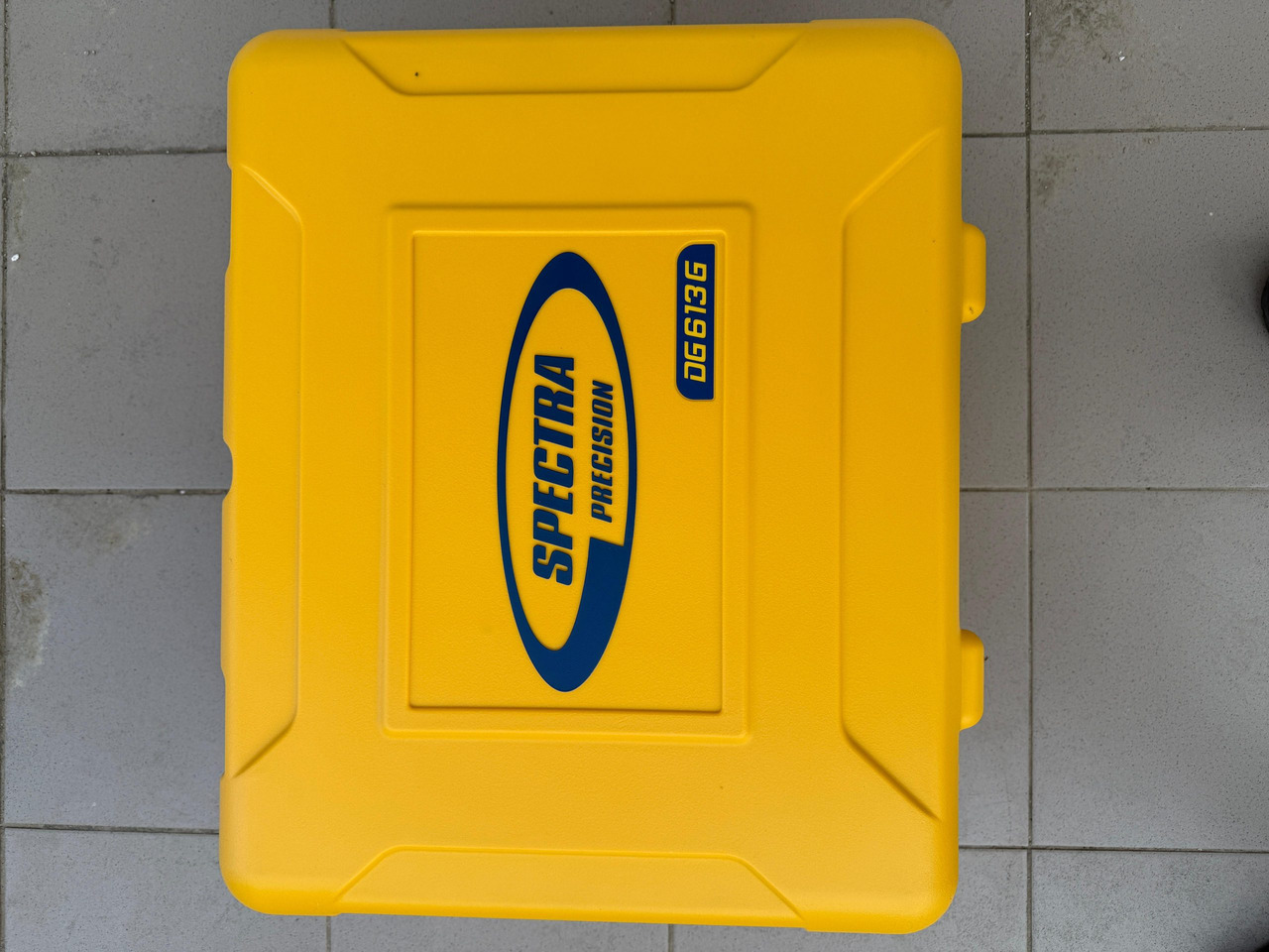 Spectra DG613G Green Beam Dialgrade Pipe Laser - Construction equipment: picture 2 Spectra DG613G Green Beam Dialgrade Pipe Laser - Construction equipment: picture 2