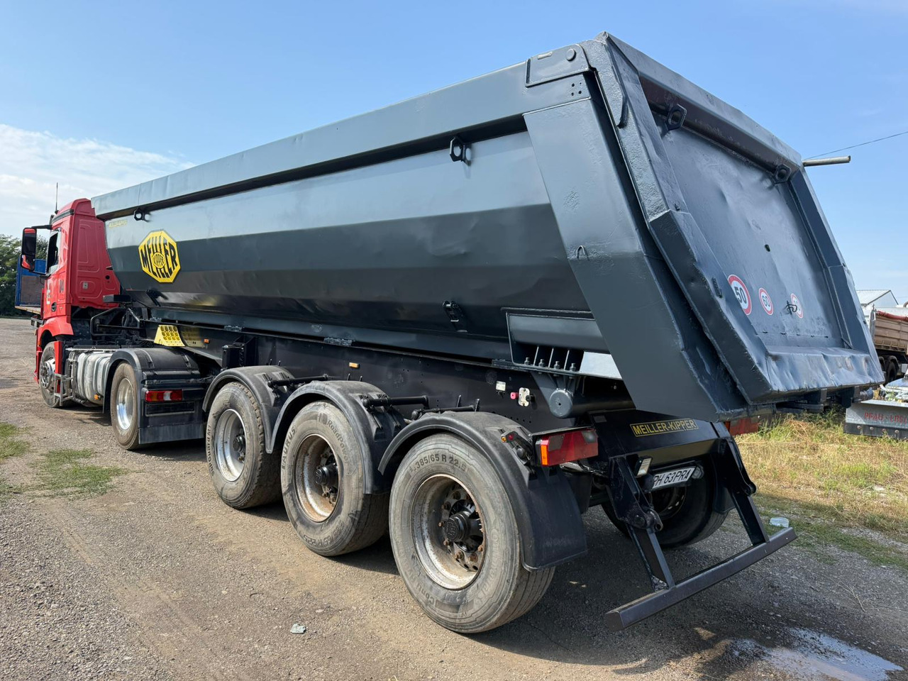 MERCEDES-MEILLER TILTABLE ASSEMBLY - Tractor unit, Tipper semi-trailer: picture 3 MERCEDES-MEILLER TILTABLE ASSEMBLY - Tractor unit, Tipper semi-trailer: picture 3