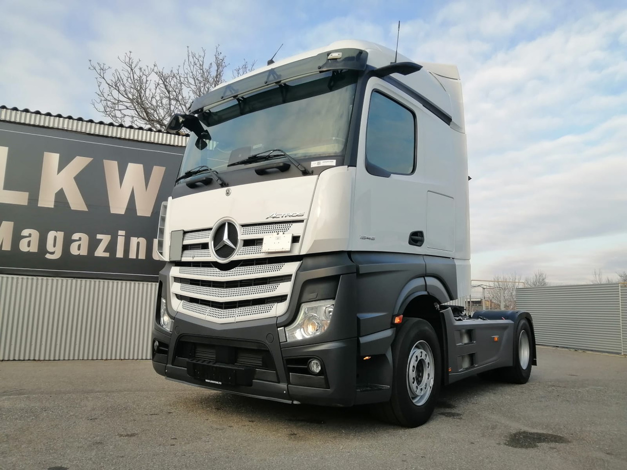 Mercedes-Benz Actros 1845 LS, BIG SPACE, TOP!!! - Tractor unit: picture 1 Mercedes-Benz Actros 1845 LS, BIG SPACE, TOP!!! - Tractor unit: picture 1