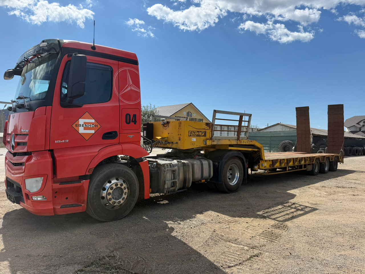 Mercedes-Benz Actros and Trailer ACTM Assembly - Tractor unit, Low loader semi-trailer: picture 5 Mercedes-Benz Actros and Trailer ACTM Assembly - Tractor unit, Low loader semi-trailer: picture 5