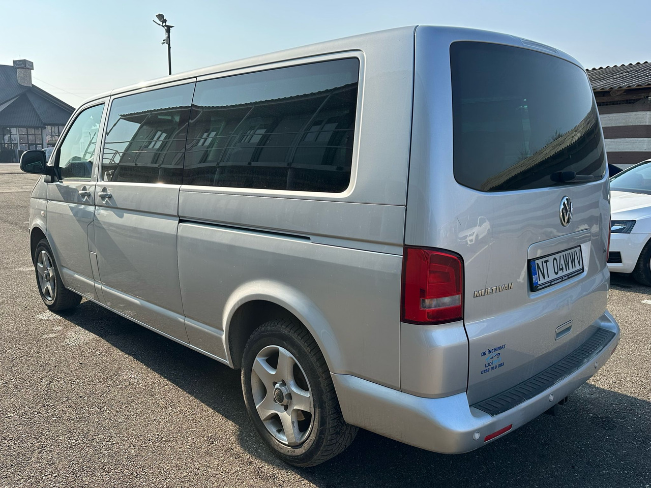 VOLKSWAGEN MULTIVAN - Minibus, People carrier: picture 4 VOLKSWAGEN MULTIVAN - Minibus, People carrier: picture 4