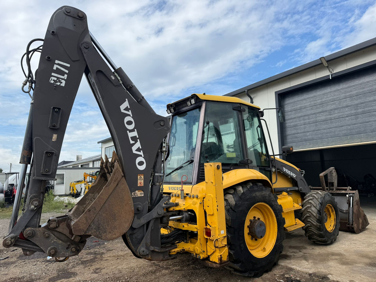 VOLVO BL71 Backhoe Loader - Backhoe loader: picture 2 VOLVO BL71 Backhoe Loader - Backhoe loader: picture 2