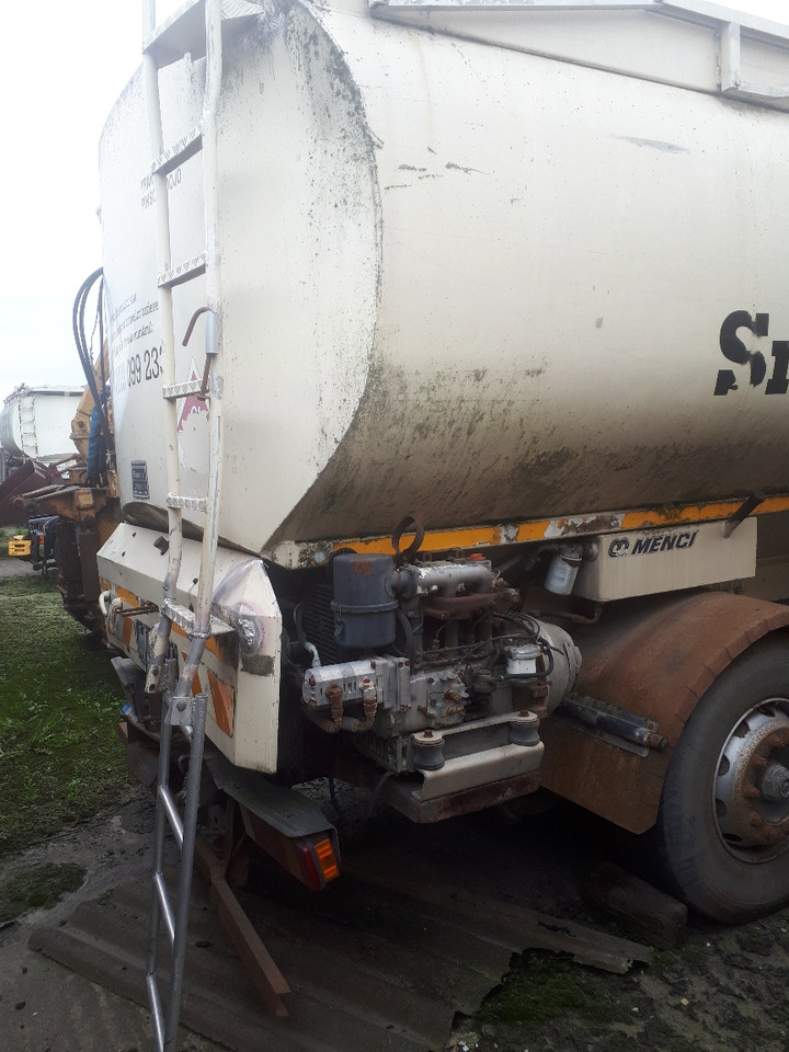 VOLVO FM12 Animal Feed Tank Truck - Tanker truck: picture 5 VOLVO FM12 Animal Feed Tank Truck - Tanker truck: picture 5