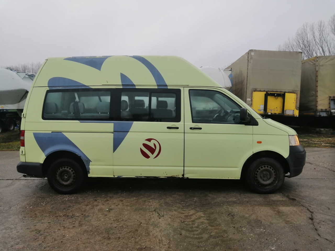 Volkswagen 7HC Passenger Transport - Minibus, People carrier: picture 4 Volkswagen 7HC Passenger Transport - Minibus, People carrier: picture 4