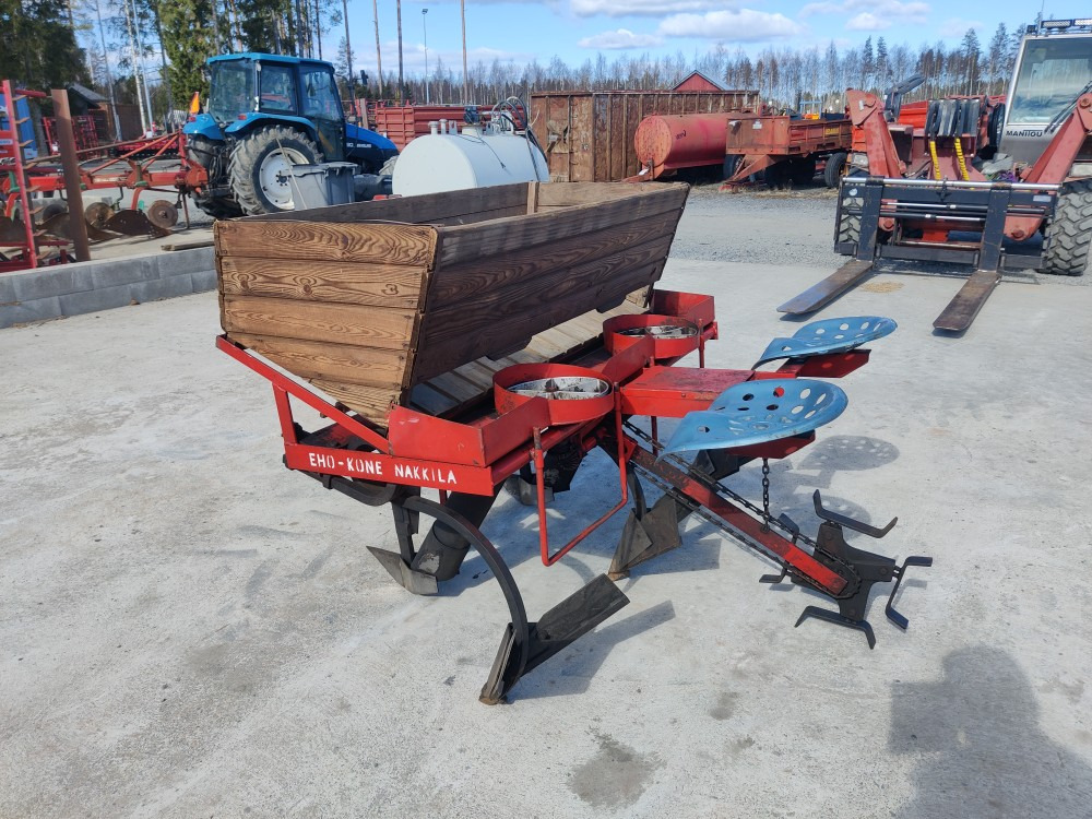 Eho Kone kahden istuttava rulettikone - Potato planter: picture 4 Eho Kone kahden istuttava rulettikone - Potato planter: picture 4