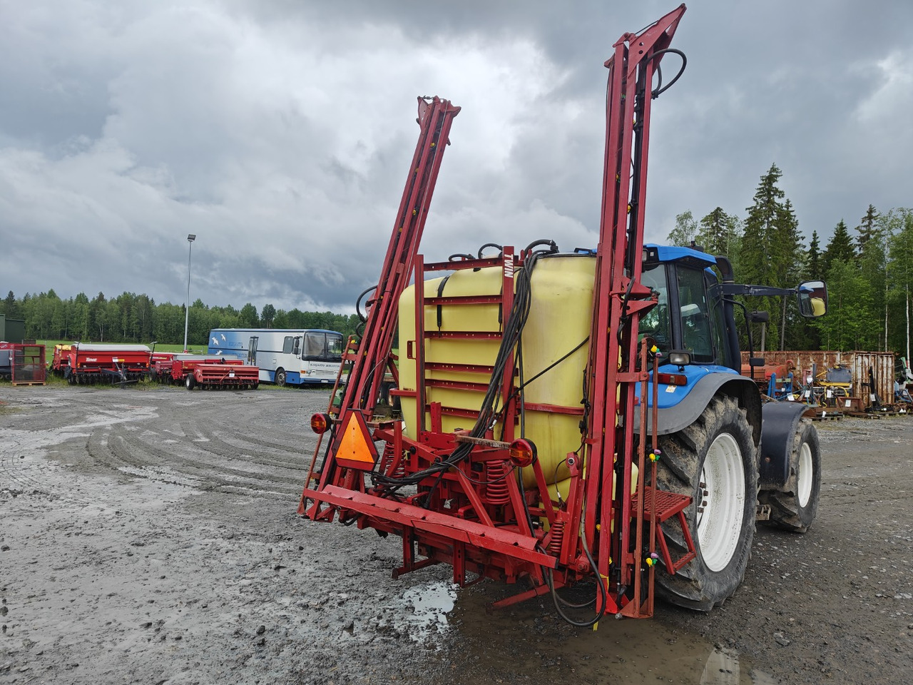 HARDI Hardi Master 1200L - 15-18m - Katsastettu - Kasvinsuojeluruisku - Tractor mounted sprayer: picture 3 HARDI Hardi Master 1200L - 15-18m - Katsastettu - Kasvinsuojeluruisku - Tractor mounted sprayer: picture 3