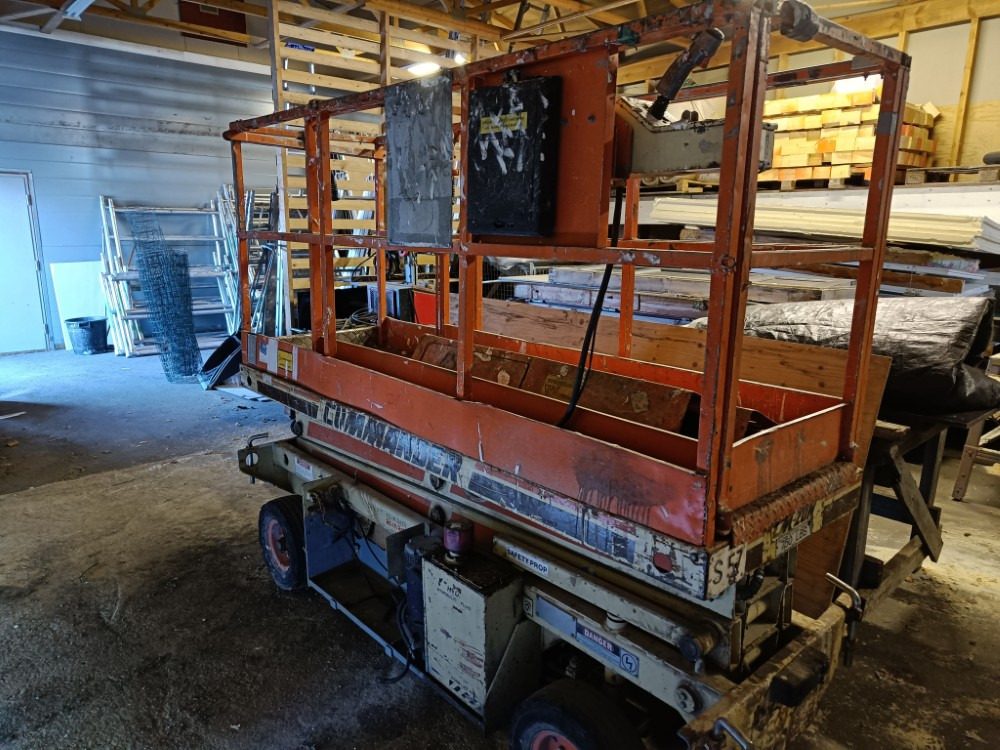 JLG Commander CM 20 N henkilönostin - Scissor lift: picture 1 JLG Commander CM 20 N henkilönostin - Scissor lift: picture 1