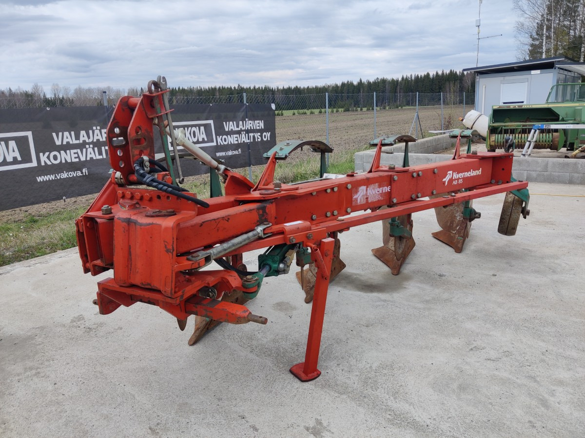 KVERNELAND AB85 4-siipinen sarka-aura - Plough: picture 2 KVERNELAND AB85 4-siipinen sarka-aura - Plough: picture 2