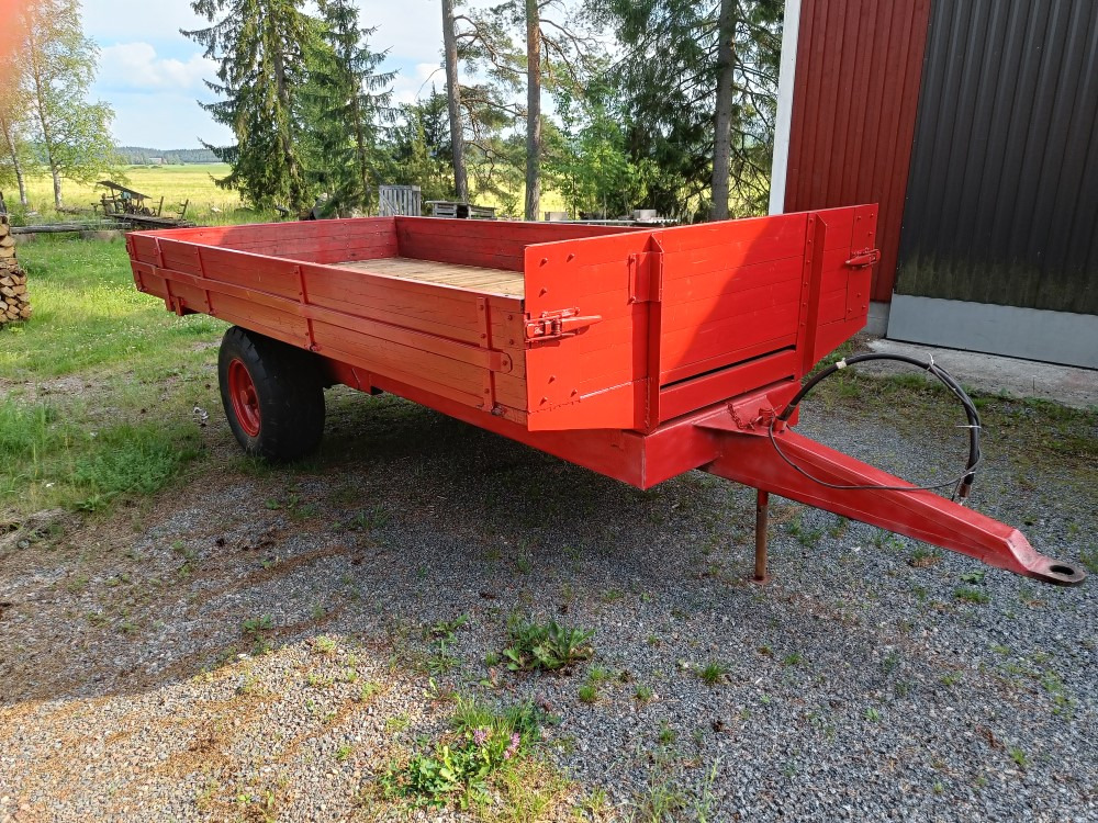 Kipa kippikärry 1-akselinen, kantavuus 7000kg, siisti kärry - Farm tipping trailer/ Dumper: picture 1 Kipa kippikärry 1-akselinen, kantavuus 7000kg, siisti kärry - Farm tipping trailer/ Dumper: picture 1