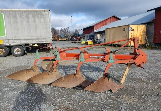 Kverneland A8 sarka-aura 4-siipinen - Plough: picture 2 Kverneland A8 sarka-aura 4-siipinen - Plough: picture 2