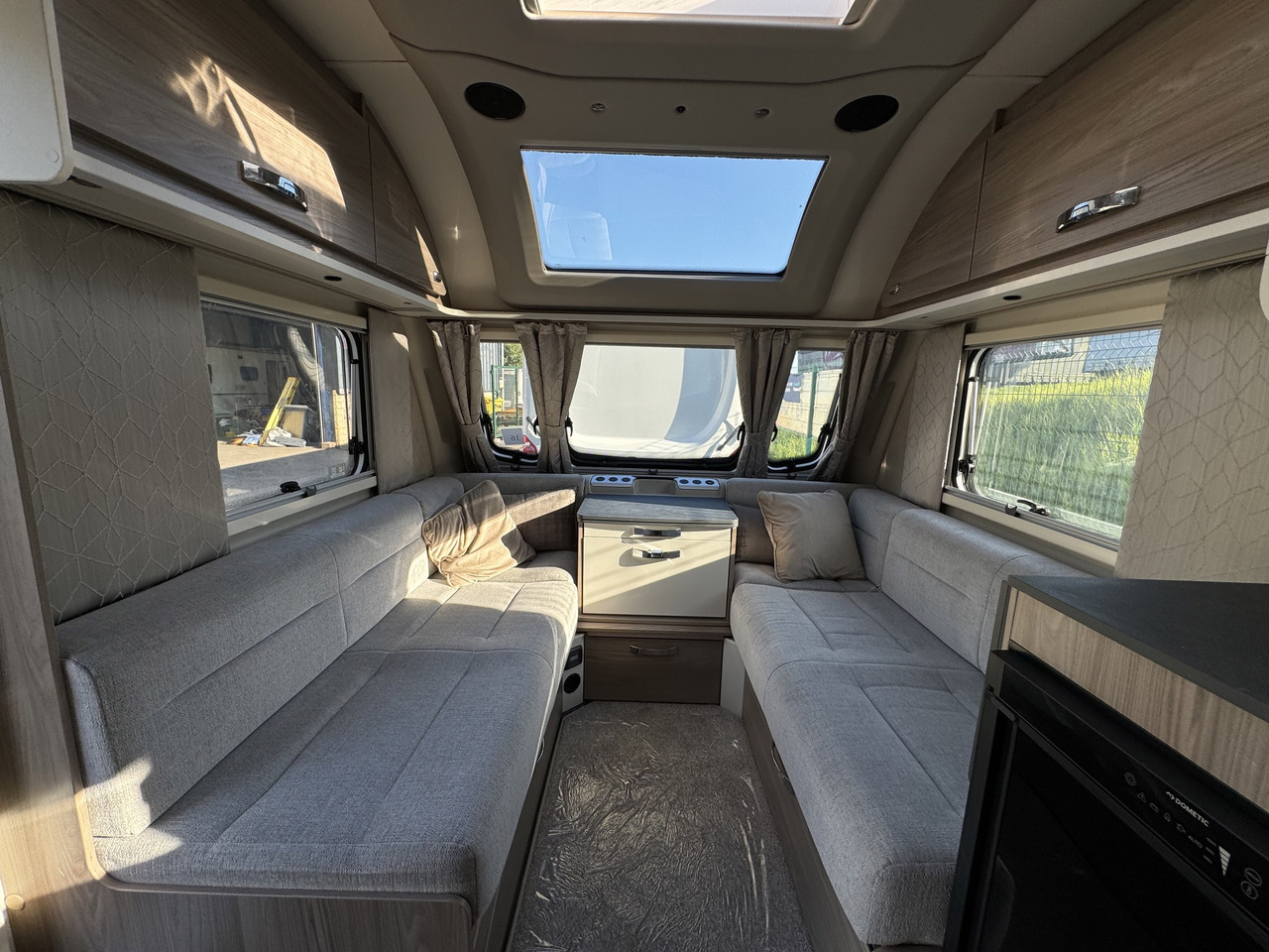 Swift Astbury - Caravan: picture 5 Swift Astbury - Caravan: picture 5