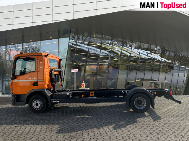 MAN TGL 12.190 4x2 BL CH - Cab chassis truck: picture 2 MAN TGL 12.190 4x2 BL CH - Cab chassis truck: picture 2
