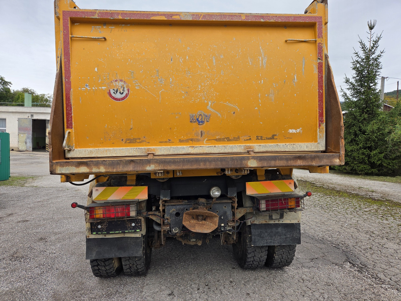 RENAULT KERAX 420.40 PR 8X4 3way tipper Bordamtik - Tipper: picture 5 RENAULT KERAX 420.40 PR 8X4 3way tipper Bordamtik - Tipper: picture 5