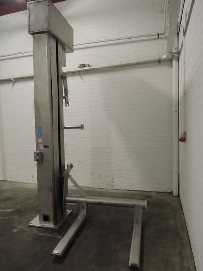 Carnitech Lifter L120 - Food processing equipment: picture 3 Carnitech Lifter L120 - Food processing equipment: picture 3