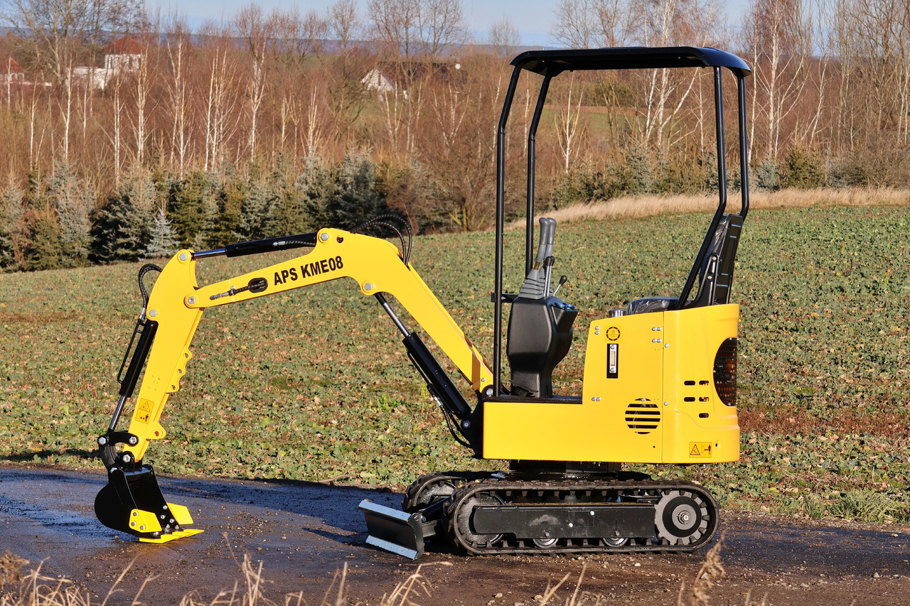APS KME08 - Mini excavator: picture 2 APS KME08 - Mini excavator: picture 2