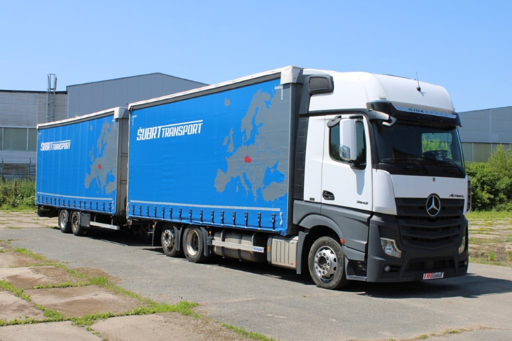 Mercedes-Benz Actros 2542 NAVIGACE + PANAV (8,20m x 2,48m x 3m) - Curtain side truck: picture 1 Mercedes-Benz Actros 2542 NAVIGACE + PANAV (8,20m x 2,48m x 3m) - Curtain side truck: picture 1