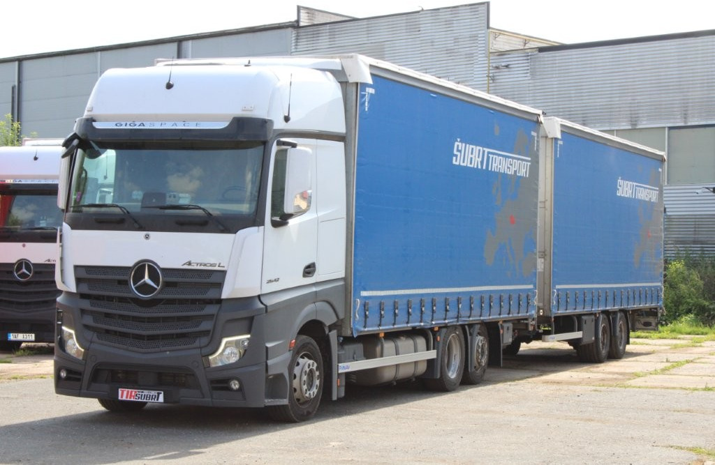 Mercedes-Benz Actros 2542 NAVIGACE + PANAV TVK 18 M (8,20m x 2,4 - Curtain side truck, Curtainsider trailer: picture 4 Mercedes-Benz Actros 2542 NAVIGACE + PANAV TVK 18 M (8,20m x 2,4 - Curtain side truck, Curtainsider trailer: picture 4