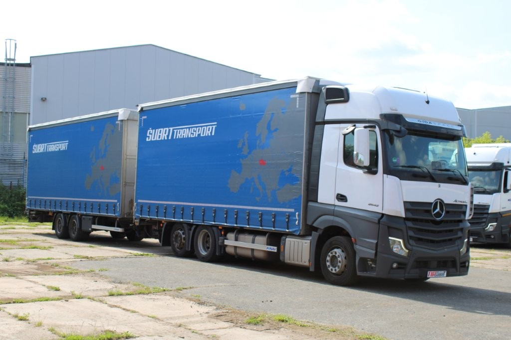 Mercedes-Benz Actros 2542 NAVIGACE + PANAV TVK 18 M (8,20m x 2,4 - Curtain side truck, Curtainsider trailer: picture 2 Mercedes-Benz Actros 2542 NAVIGACE + PANAV TVK 18 M (8,20m x 2,4 - Curtain side truck, Curtainsider trailer: picture 2