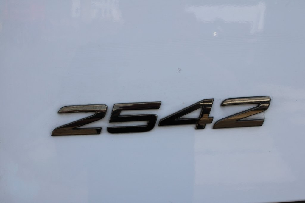 Mercedes-Benz Actros 2542 NAVIGACE + PANAV TVK 18 M (8,20m x 2,4 - Curtain side truck, Curtainsider trailer: picture 5 Mercedes-Benz Actros 2542 NAVIGACE + PANAV TVK 18 M (8,20m x 2,4 - Curtain side truck, Curtainsider trailer: picture 5