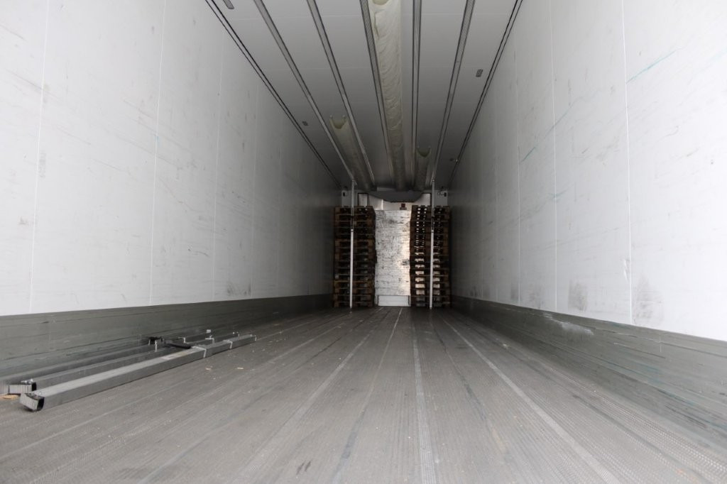 Schmitz Cargobull SKO SCB*S3B, POUZE 1391 MTH - Refrigerated semi-trailer: picture 5 Schmitz Cargobull SKO SCB*S3B, POUZE 1391 MTH - Refrigerated semi-trailer: picture 5
