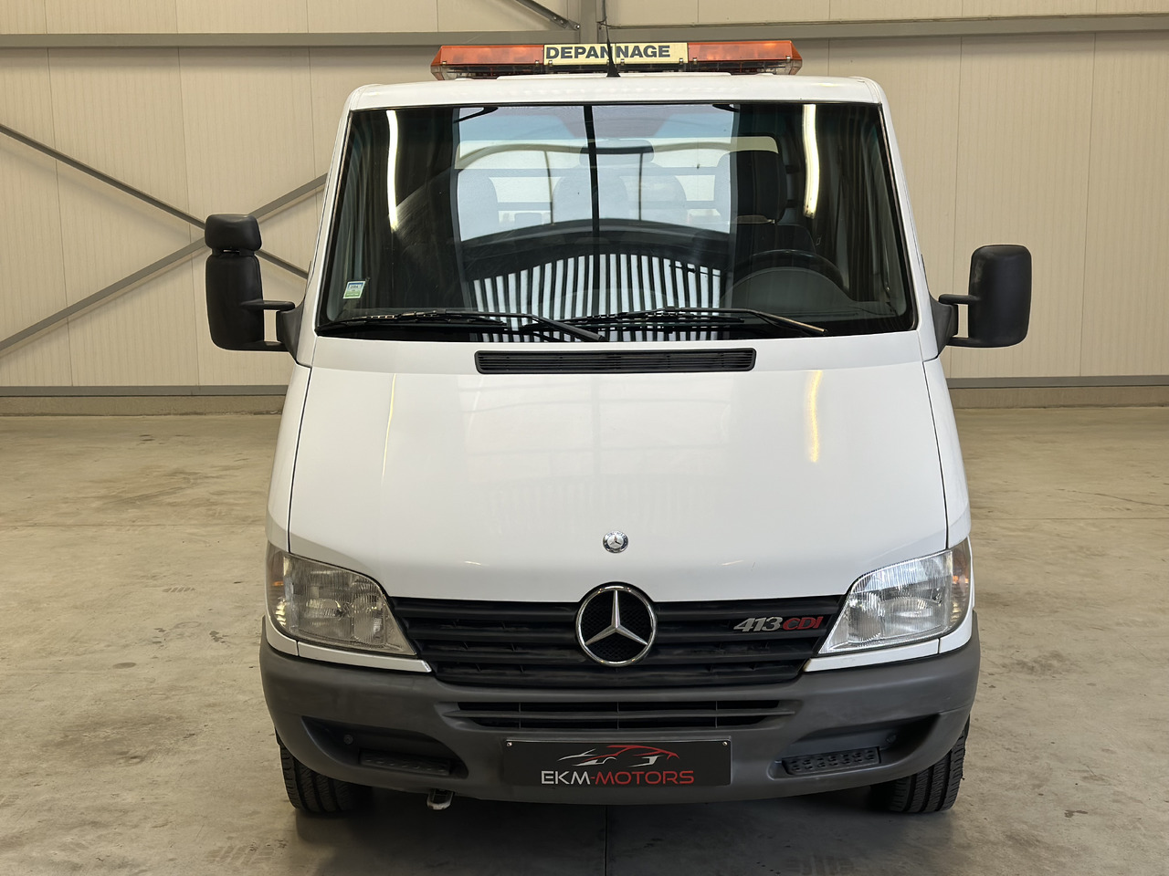 Mersedes Sprinter 413 - Tow truck: picture 2 Mersedes Sprinter 413 - Tow truck: picture 2