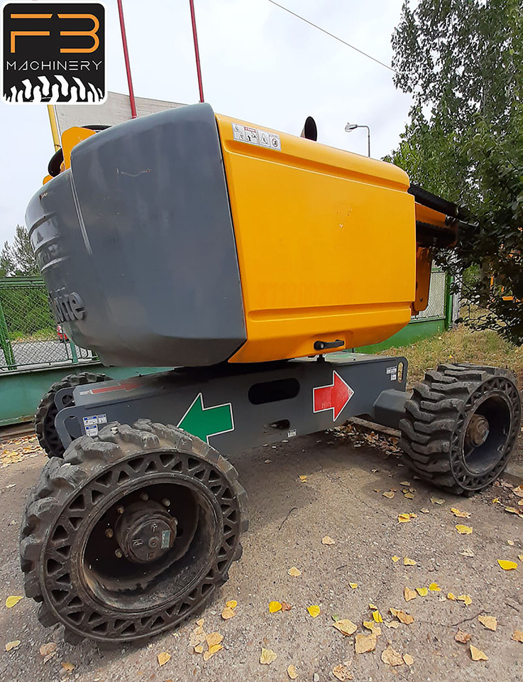 HAULOTTE 16 RTJ - Articulated boom lift: picture 4 HAULOTTE 16 RTJ - Articulated boom lift: picture 4