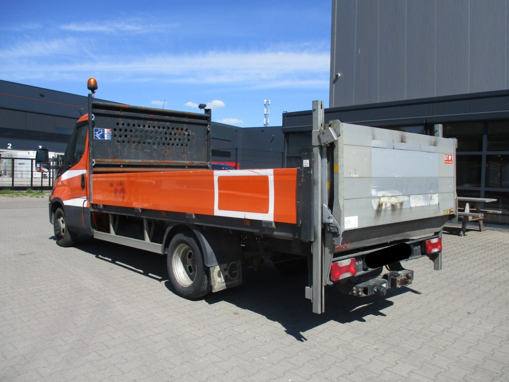 IVECO DAILY 35-140 - Open body delivery van: picture 4 IVECO DAILY 35-140 - Open body delivery van: picture 4