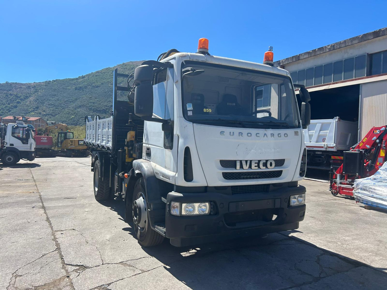 Crane truck, Tipper IVECO EUROCARGO 160E28: picture 25