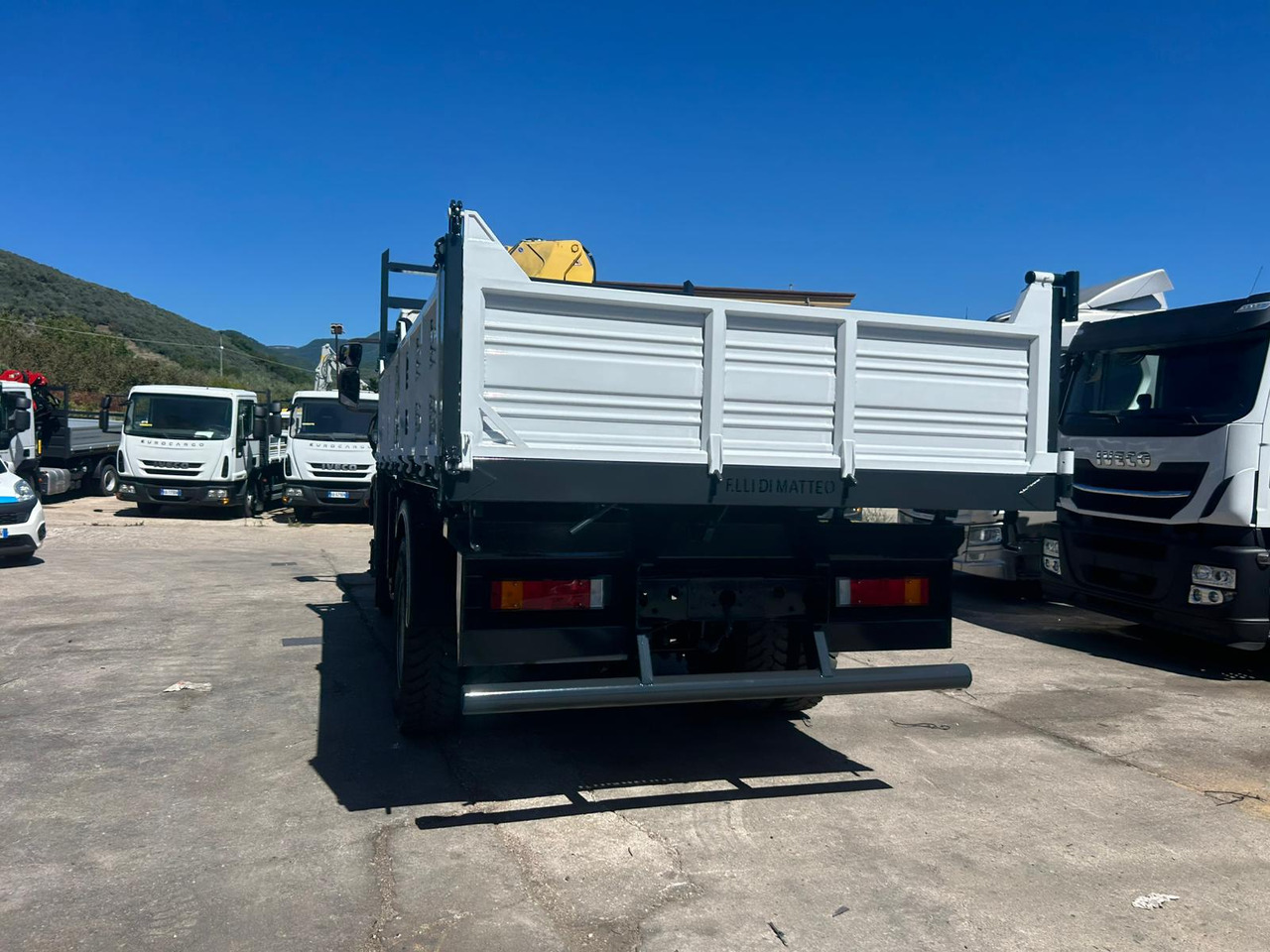 Crane truck, Tipper IVECO EUROCARGO 160E28: picture 11