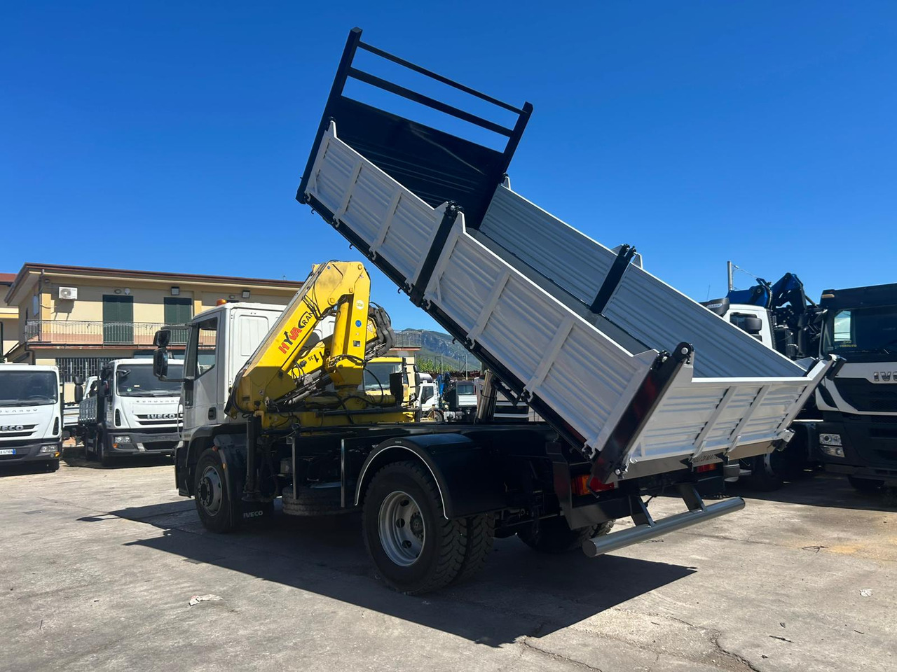 Crane truck, Tipper IVECO EUROCARGO 160E28: picture 41