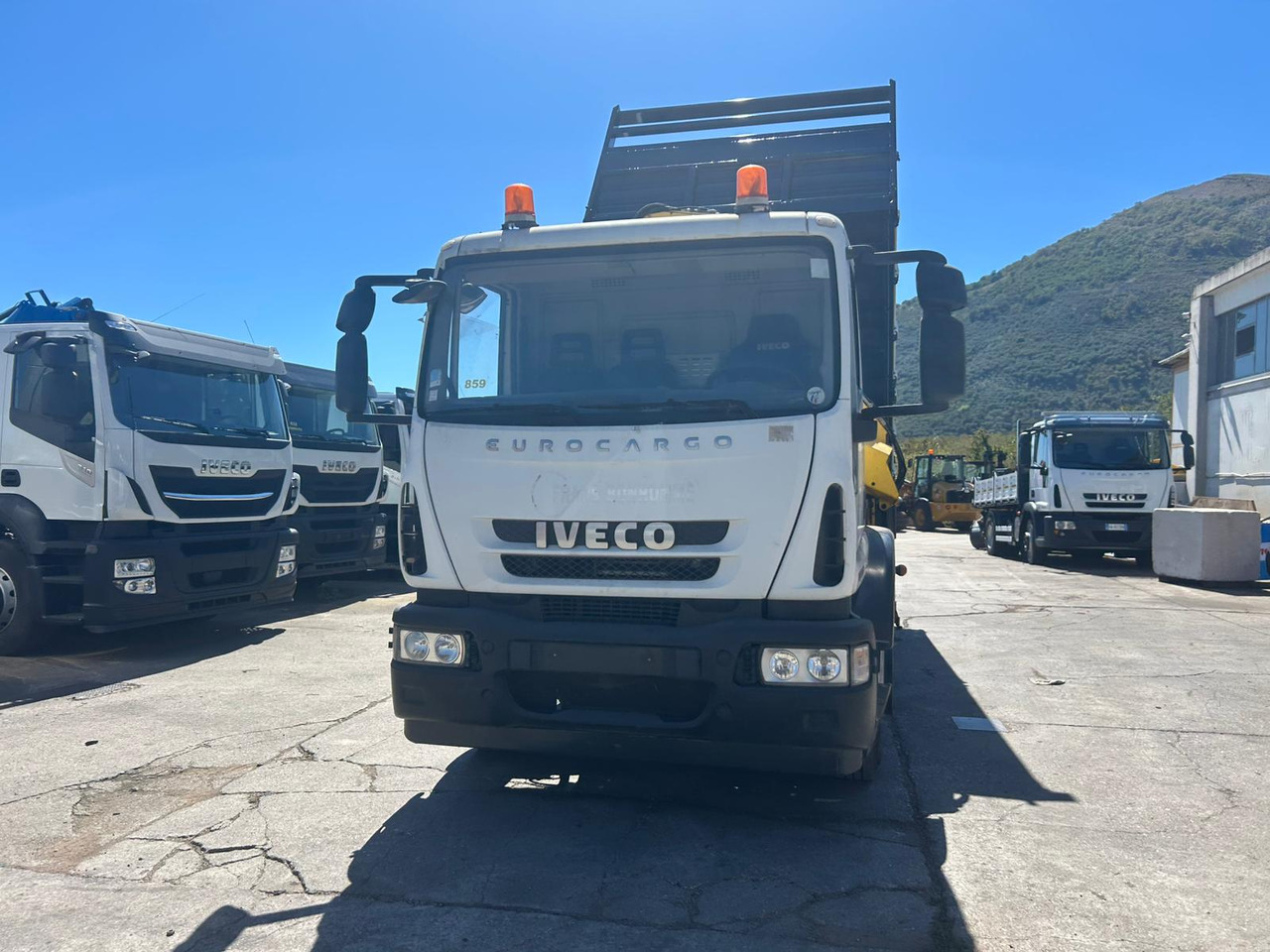 Crane truck, Tipper IVECO EUROCARGO 160E28: picture 29