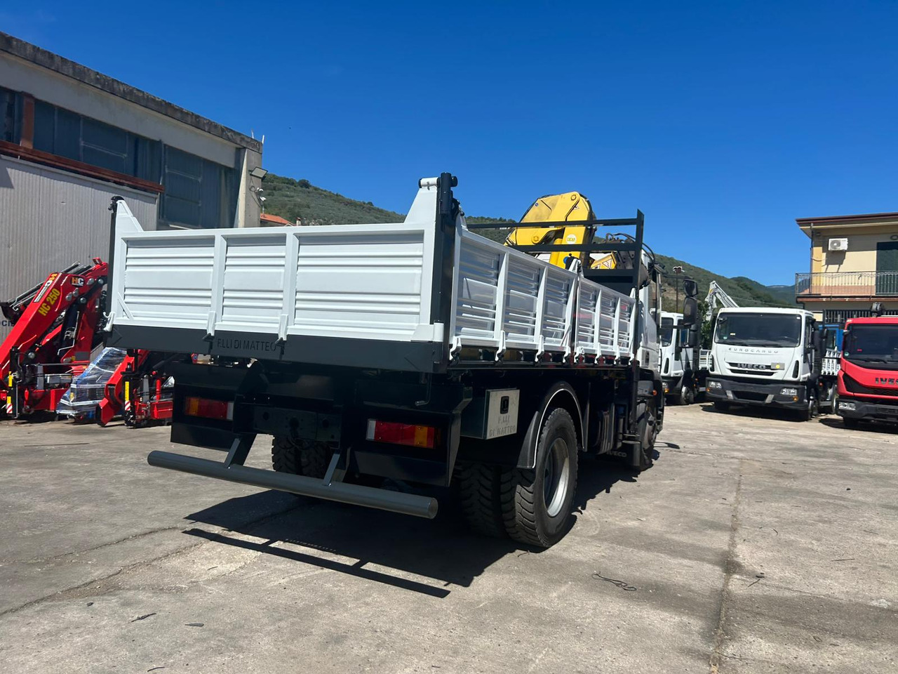 Crane truck, Tipper IVECO EUROCARGO 160E28: picture 6