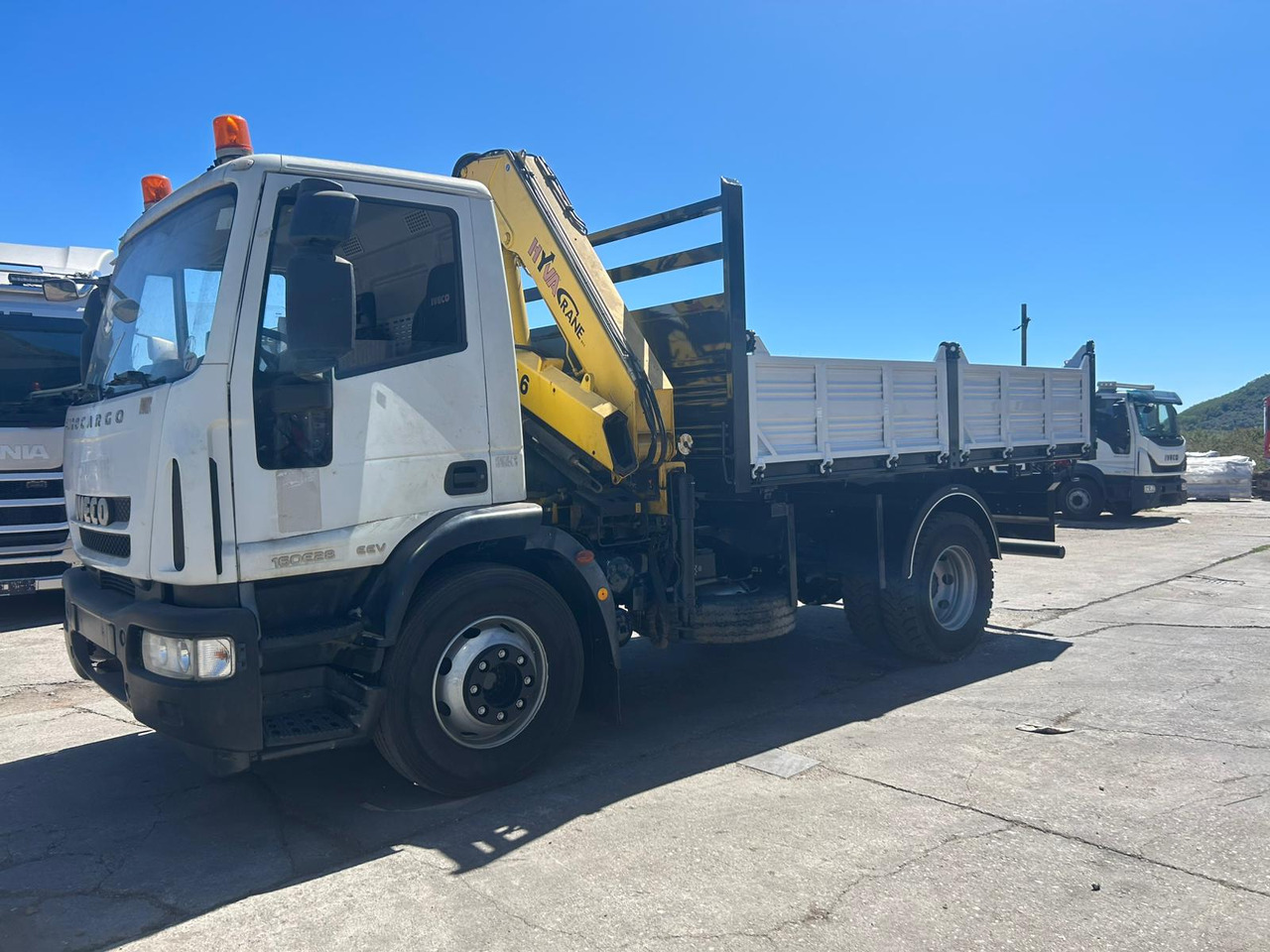 Crane truck, Tipper IVECO EUROCARGO 160E28: picture 18