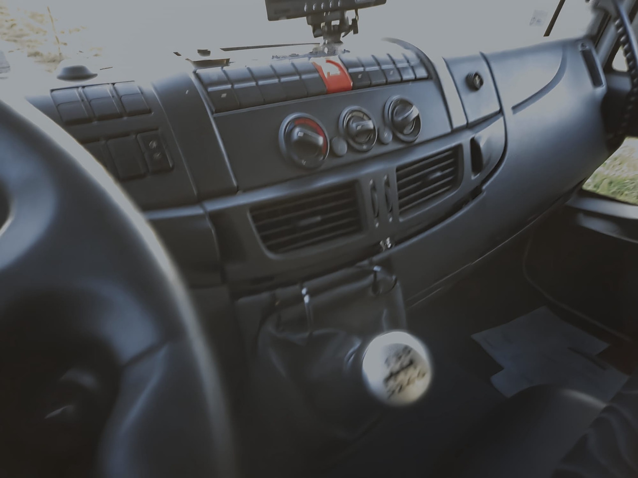 IVECO EUROCARGO 180E25 - Crane truck, Crane truck: picture 3 IVECO EUROCARGO 180E25 - Crane truck, Crane truck: picture 3