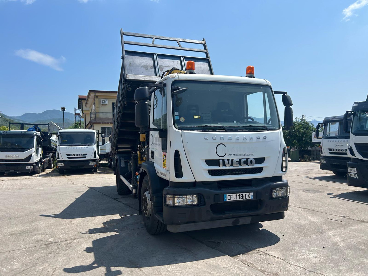 IVECO EUROCARGO 180E30 - Tipper, Crane truck: picture 4 IVECO EUROCARGO 180E30 - Tipper, Crane truck: picture 4