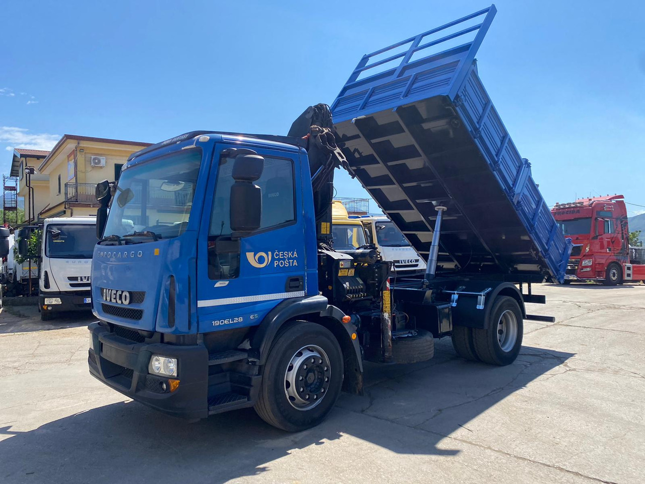 IVECO EUROCARGO 190EL28 - Crane truck: picture 1 IVECO EUROCARGO 190EL28 - Crane truck: picture 1