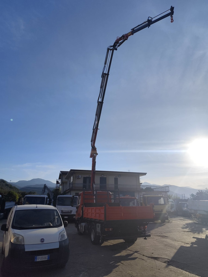 IVECO EUROCARGO 80-190 - Crane truck: picture 5 IVECO EUROCARGO 80-190 - Crane truck: picture 5
